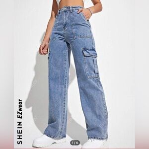 NWOT  cargo high rise wide leg jeans